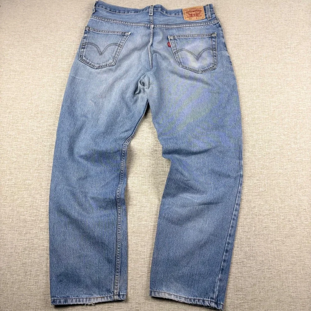 Vintage Levis 505 Mens 36x29 Light Distress Jeans Thigh Faded Skate Denim
